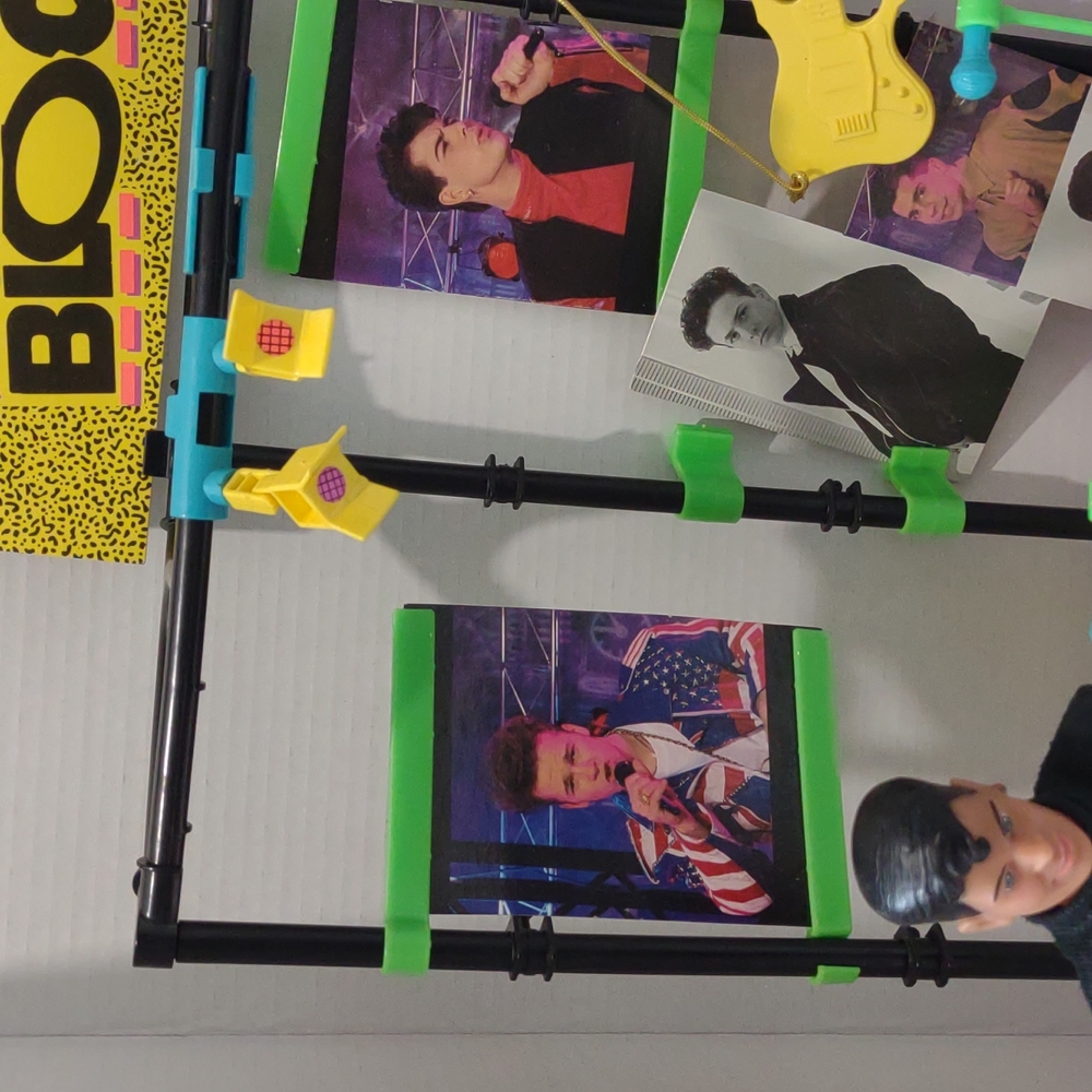 Vintage New Kids On the Block Doll Stage - Picture 4 of 13